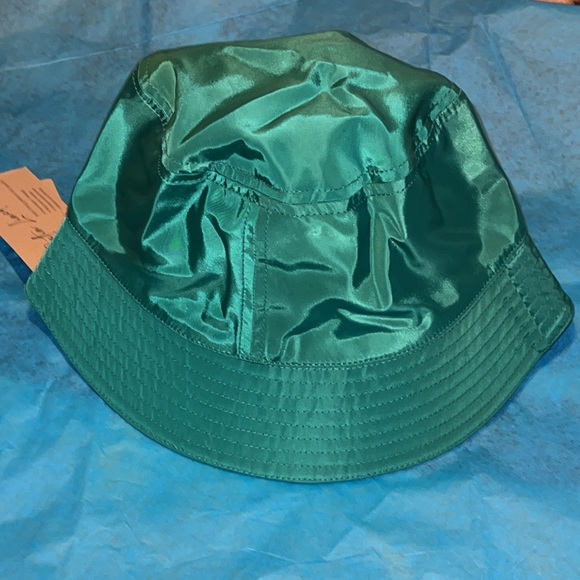 Steve Madden Accessories - Steven Madden Satin Lined Bucket Hat